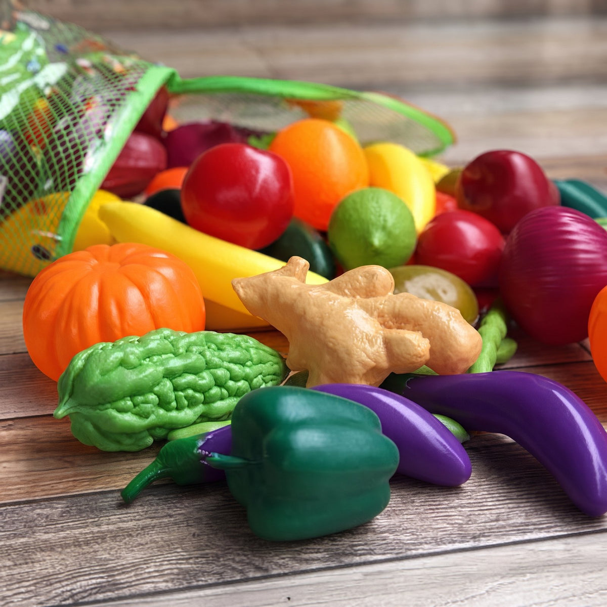 71-Piece Pretend Play Fruit & Vegetable Set with Tote Bag